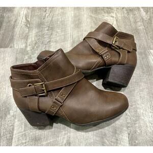 Dunes Brown Ankle Booties Block Heel‎ Buckle Strap Side Zip Women’s Size 10W